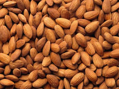 ایران در جایگاه دهم صادرات بادام ایستاد